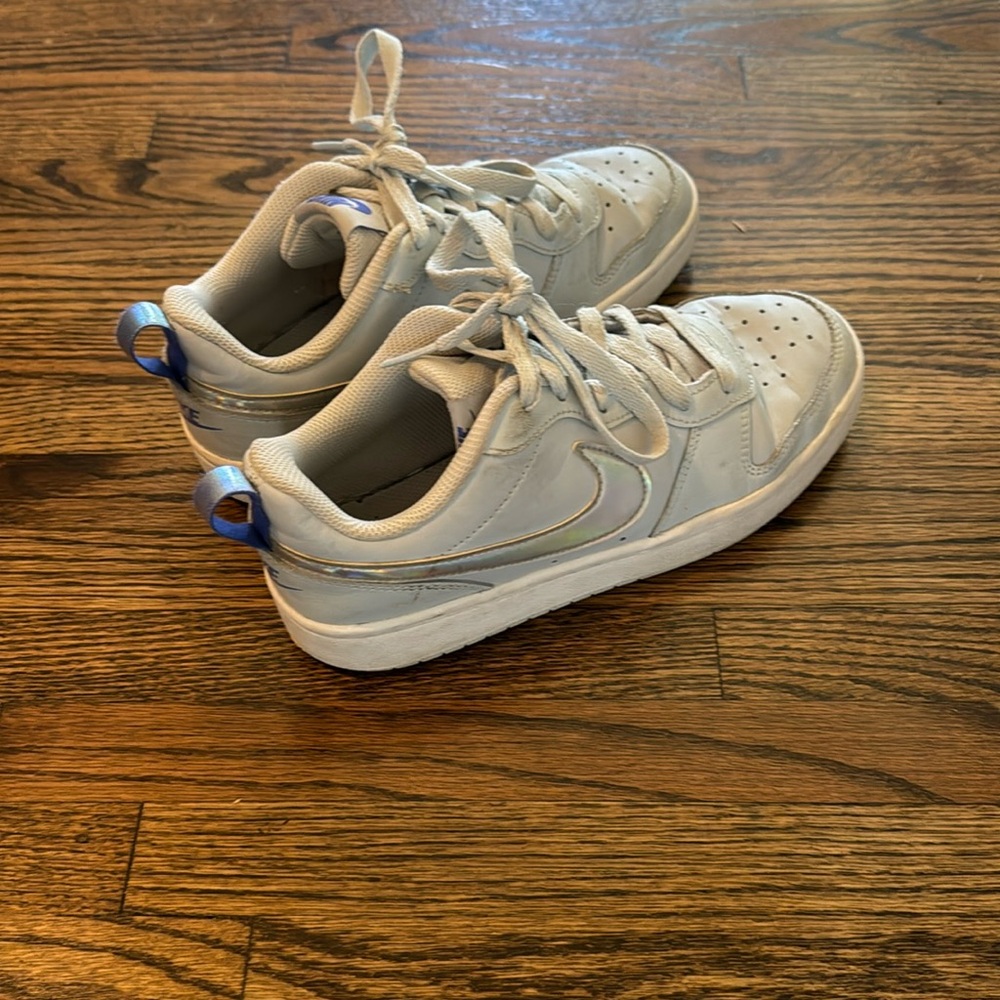 Nike Shoes Court Size 5Y